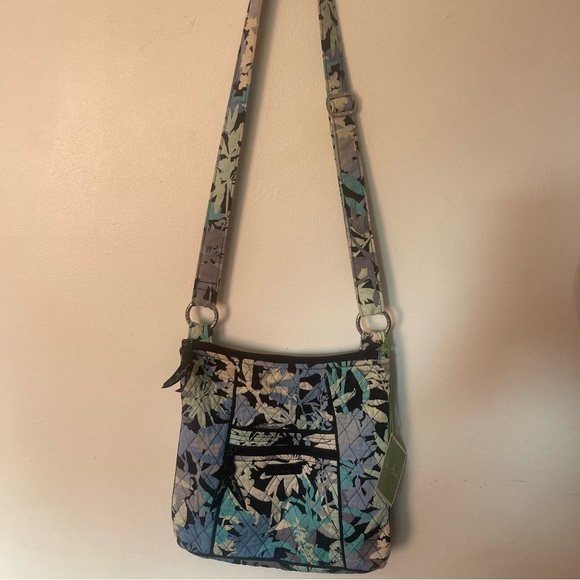 Multi color Vera Bradley Bag - Picture 3 of 3